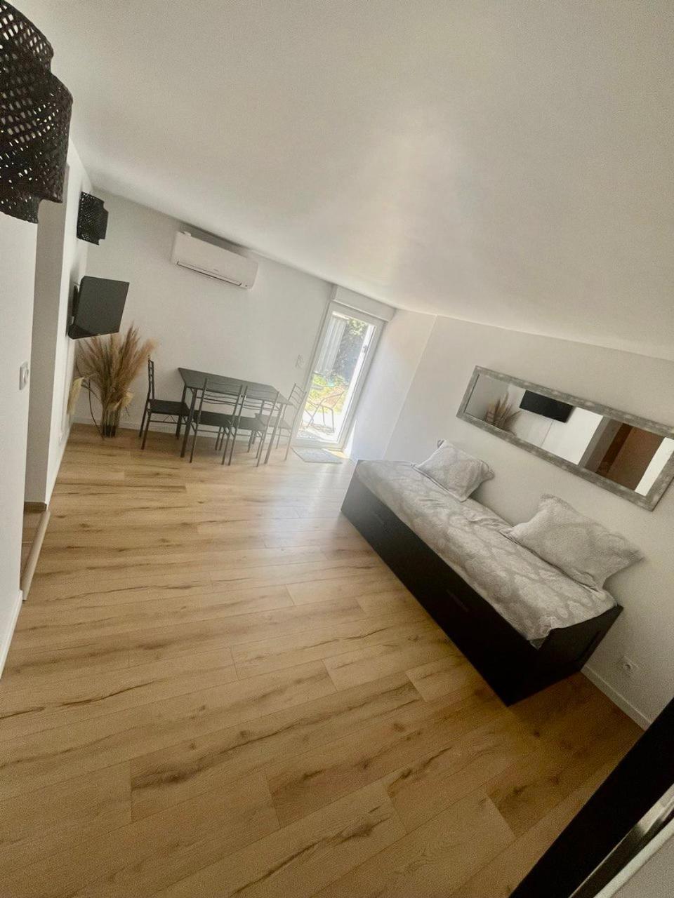 Charmant Et Confortable Appartement Narbonne Dış mekan fotoğraf
